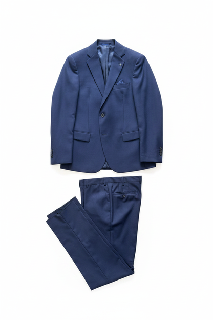 Abito Blu Navy - Sfondo Neutro